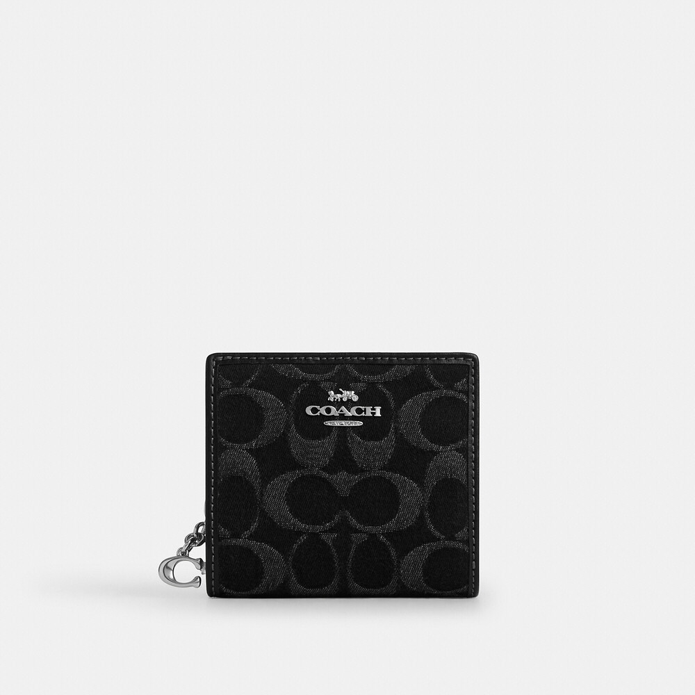 Coach Outlet Snap Wallet In Signature Denim
